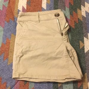 American Eagle girls khaki shorts
